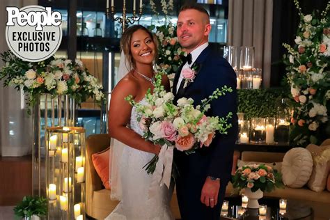 season 16 married at first sight who is still together|Married at First Sight season 16 cast: Where are they。